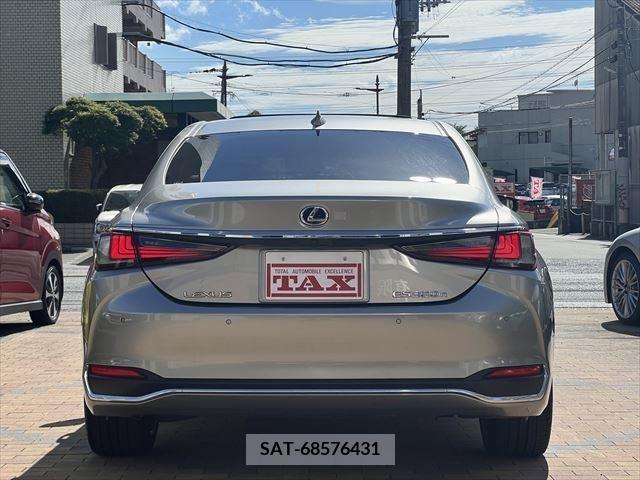 Lexus ES 2019-10 354047-5