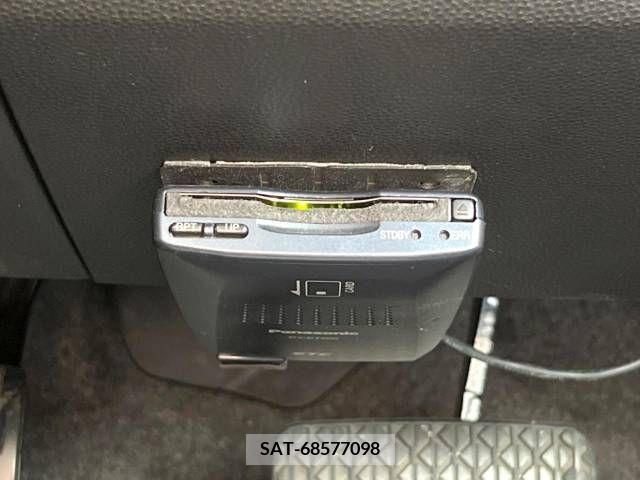 Mazda BIANTE 2012-01 352122-6