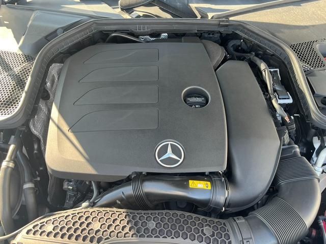 Mercedes Benz C-CLASS 2019-10 17127-14