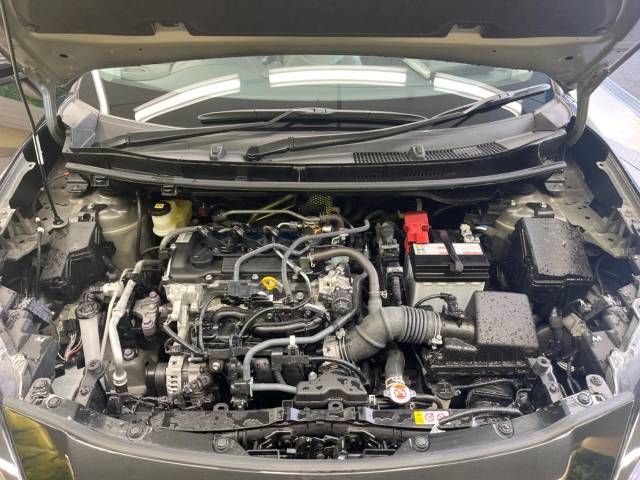 Toyota YARIS CROSS 2023-03 184612-18
