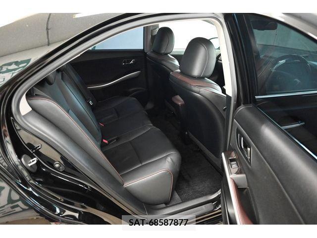 Toyota SAI 2014-08 367573-7
