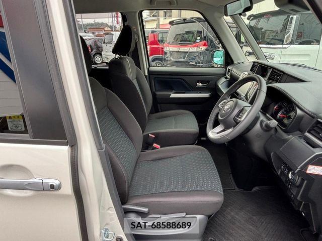 Toyota ROOMY 2022-11 283671-2