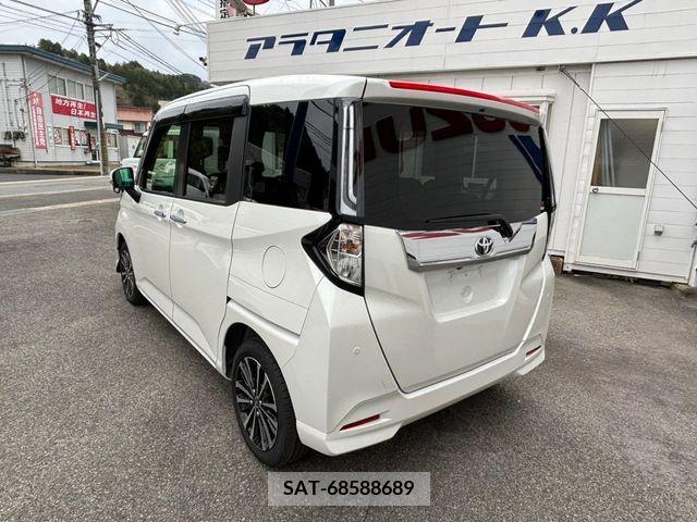 Toyota ROOMY 2022-11 283671-6