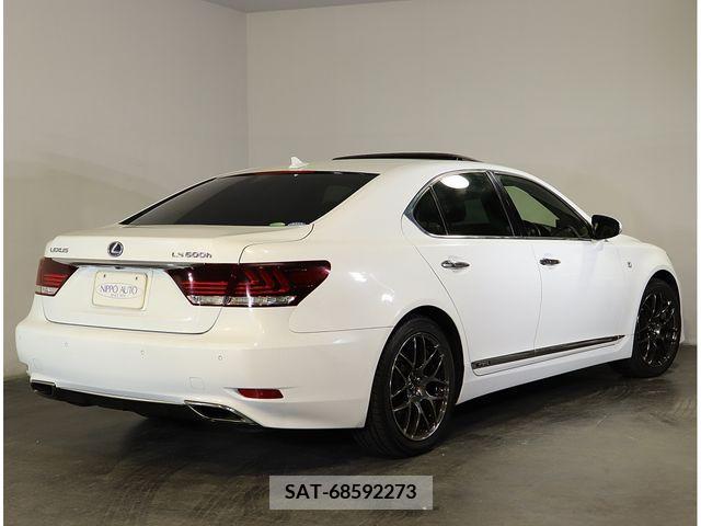 Lexus LS 2013-03 275564-2