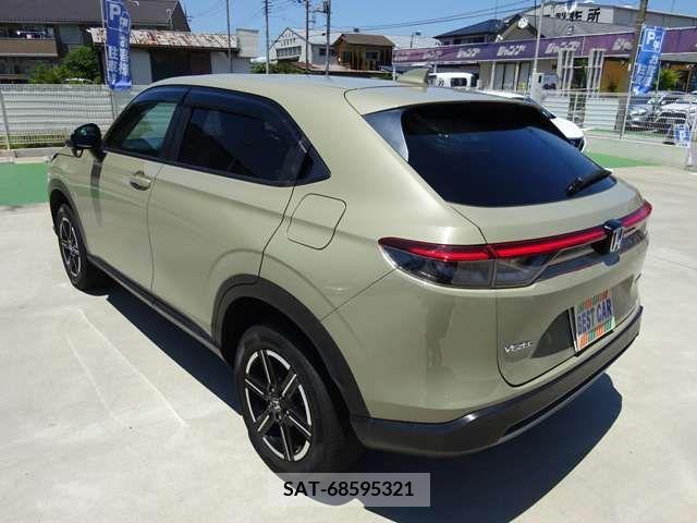 Honda VEZEL 2022-04 377218-2