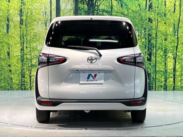 Toyota SIENTA 2018-03 10700-16