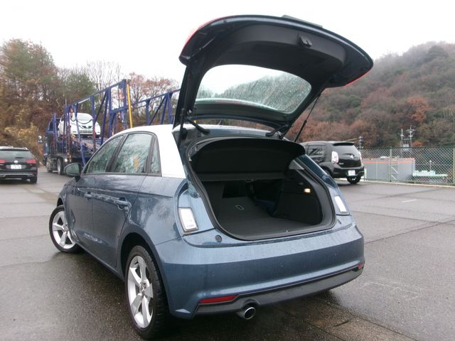 Audi A1 2015-11 181177-8