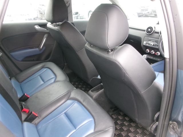 Audi A1 2015-11 181177-17