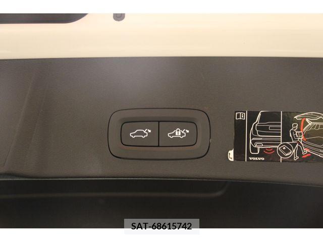 Volvo XC40 2021-06 222504-21