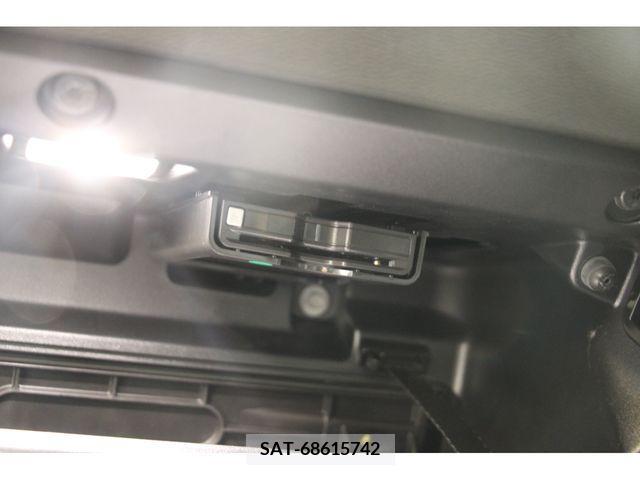 Volvo XC40 2021-06 222504-14