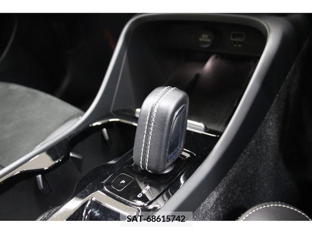 Volvo XC40 2021-06 222504-4