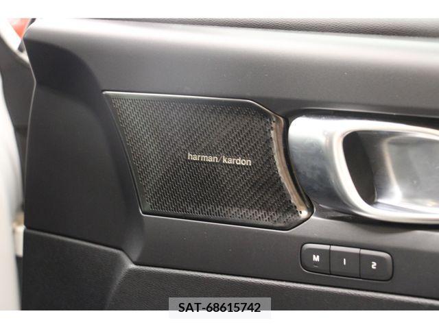 Volvo XC40 2021-06 222504-15