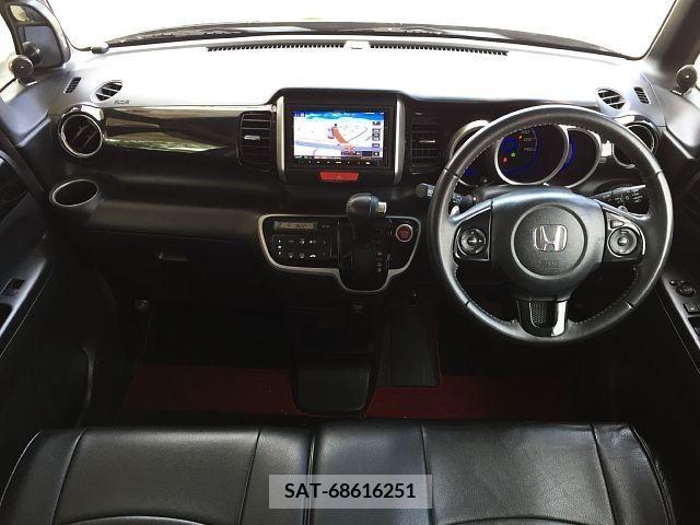 Honda N BOX CUSTOM 2013-07 298064-1