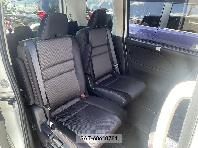 Nissan SERENA 2019-08 284256-6