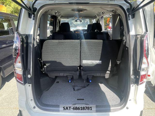 Nissan SERENA 2019-08 284256-7
