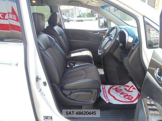 Nissan ELGRAND 2013-08 252787-11