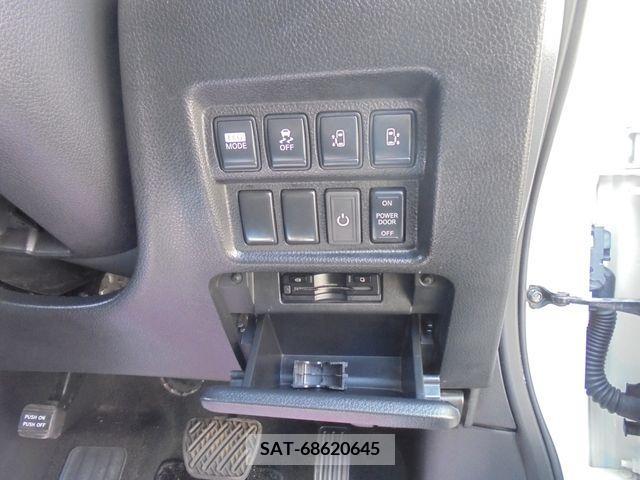 Nissan ELGRAND 2013-08 252787-20
