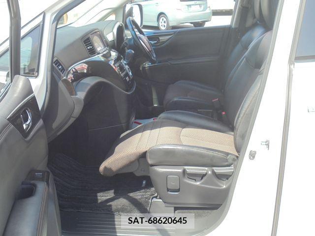 Nissan ELGRAND 2013-08 252787-14