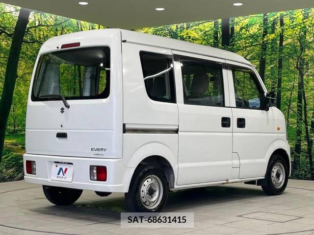 Suzuki EVERY 2014-11 343403-17