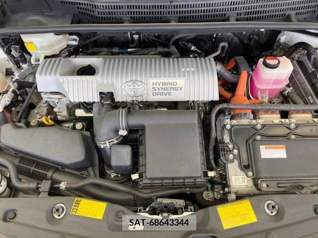 Toyota PRIUS 2014-10 322038-16