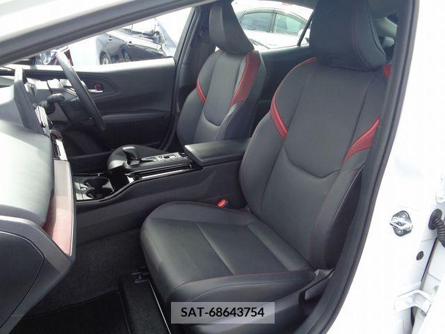 Toyota PRIUS 2023-10 313500-4