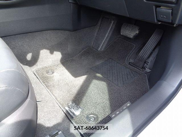 Toyota PRIUS 2023-10 313500-18