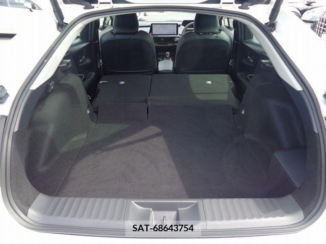 Toyota PRIUS 2023-10 313500-8