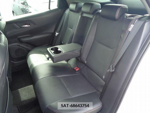 Toyota PRIUS 2023-10 313500-6