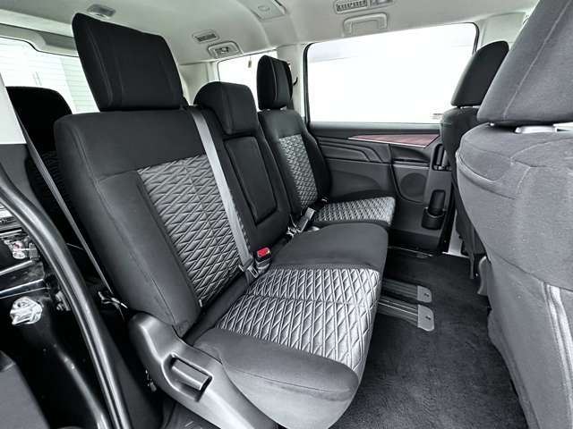 Mitsubishi DELICA D5 2021-03 710-7
