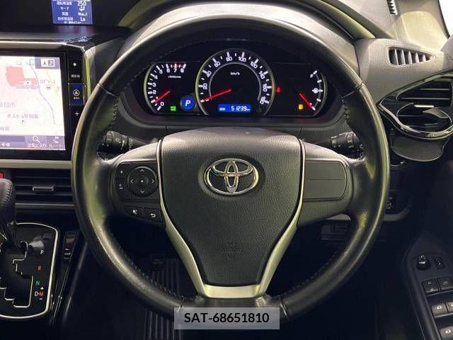 Toyota VOXY 2017-03 377510-12