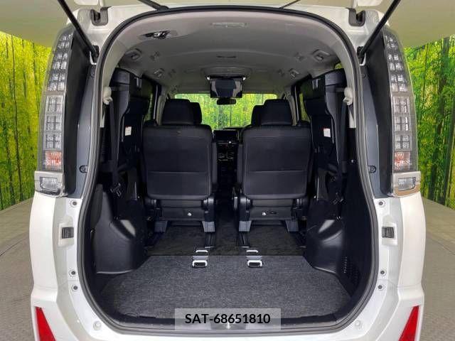 Toyota VOXY 2017-03 377510-11