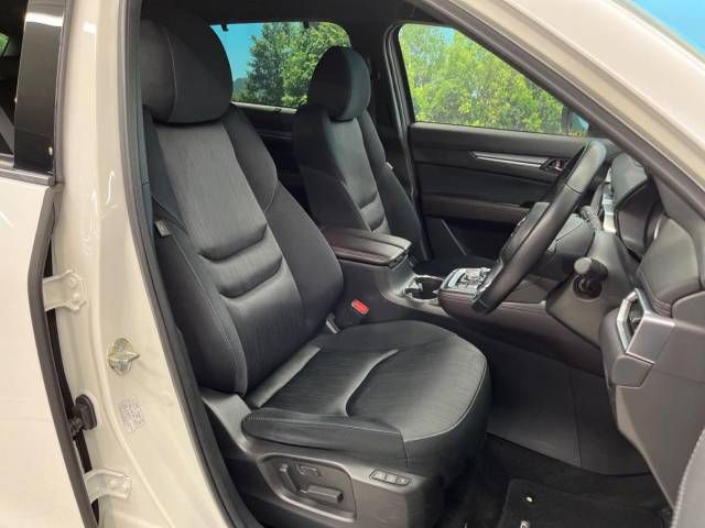 Mazda CX-8 2018-12 12741-7