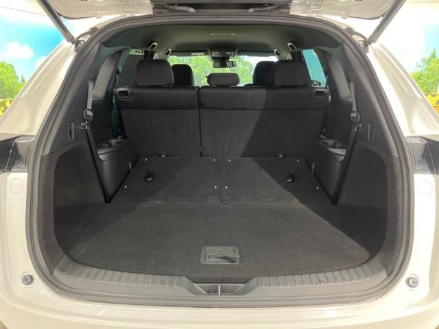 Mazda CX-8 2018-12 12741-10