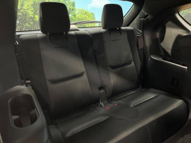 Mazda CX-8 2018-12 12741-9