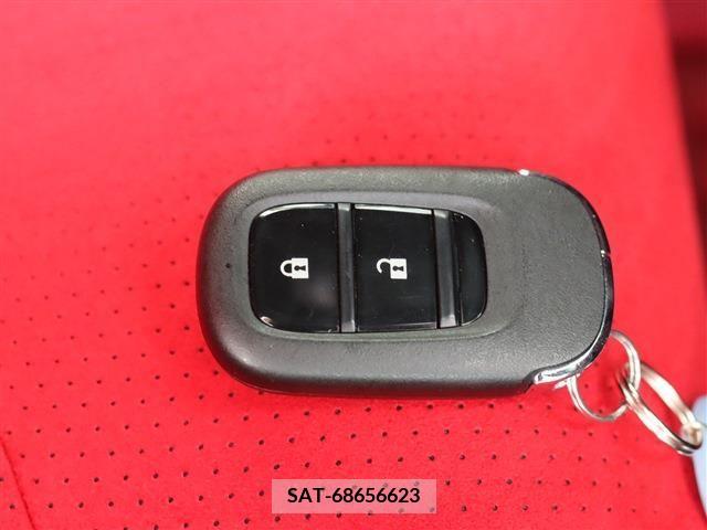 Honda CIVIC 2024-02 264416-16
