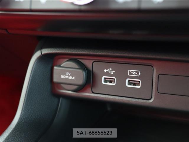 Honda CIVIC 2024-02 264416-11