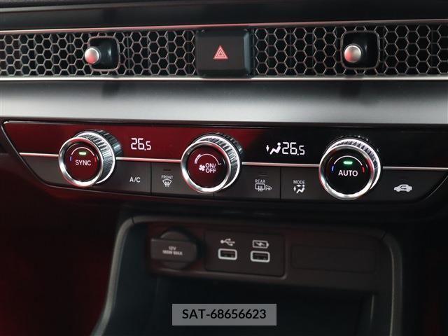 Honda CIVIC 2024-02 264416-9