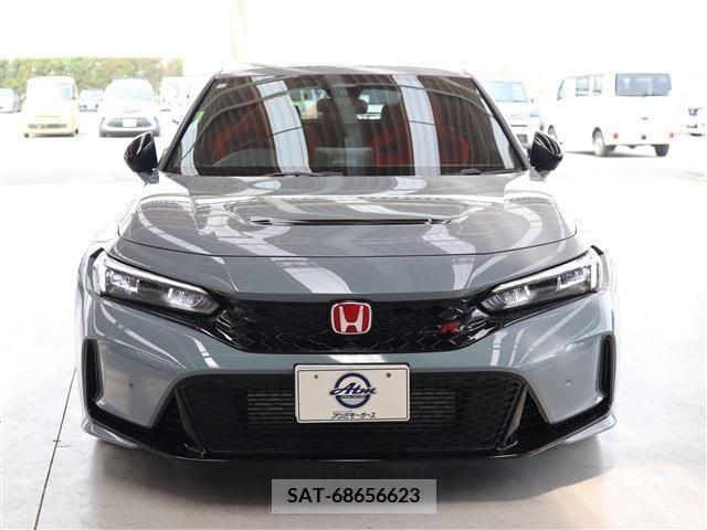 Honda CIVIC 2024-02 264416-19