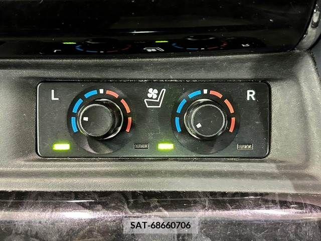 Toyota VELLFIRE 2018-11 342389-7
