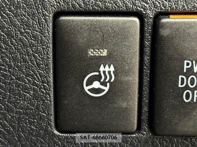 Toyota VELLFIRE 2018-11 342389-10