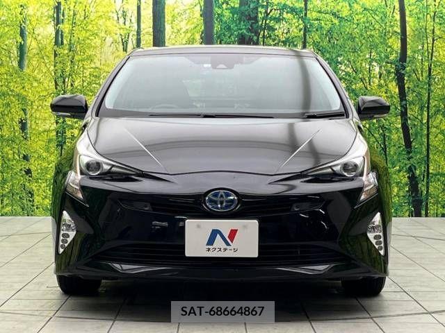 Toyota PRIUS 2016-01 281822-14
