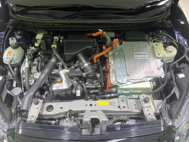 Nissan KICKS 2021-09 193417-18