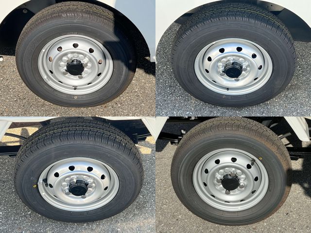 Daihatsu HIJET TRUCK 2017-01 18201-24