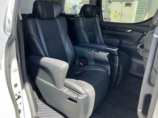 Toyota VELLFIRE 2019-08 5433-8