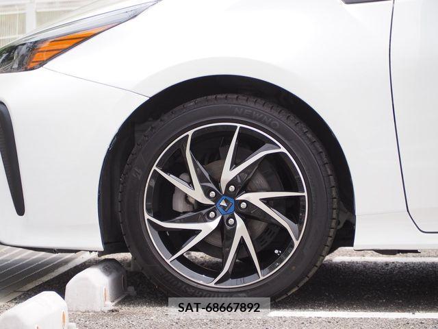 Toyota PRIUS 2022-04 282121-9