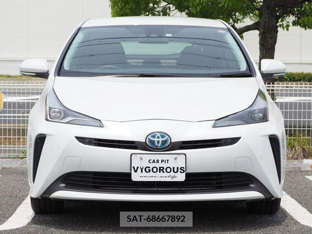 Toyota PRIUS 2022-04 282121-3
