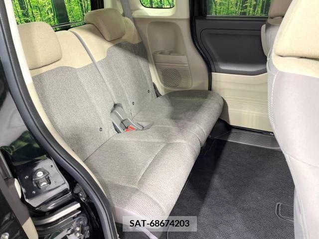 Honda N BOX 2019-05 218132-9