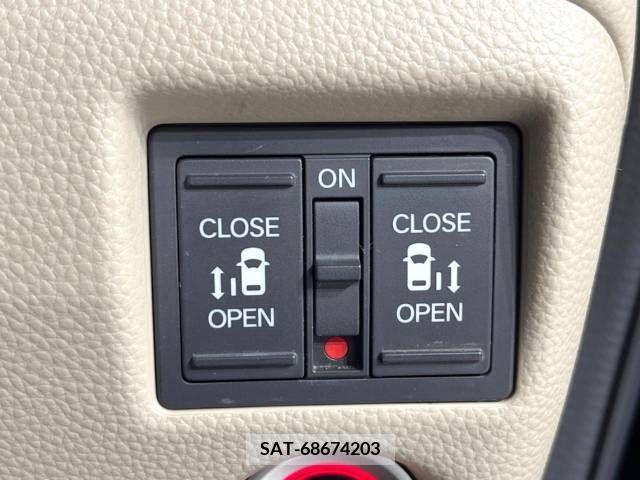 Honda N BOX 2019-05 218132-6