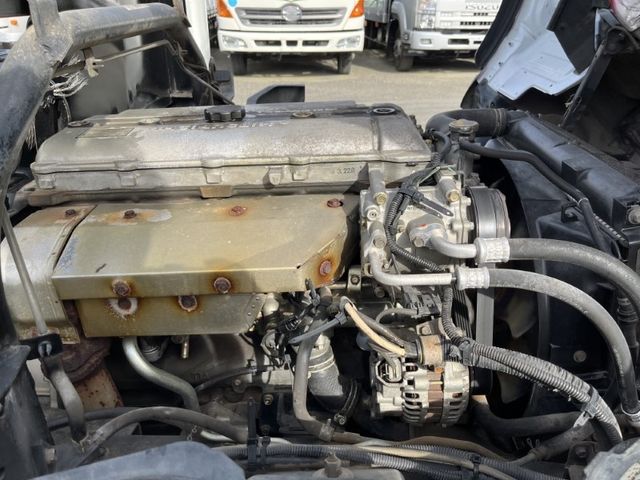 Mitsubishi CANTER 2004-08 23480-24