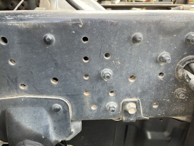 Mitsubishi CANTER 2004-08 23480-27
